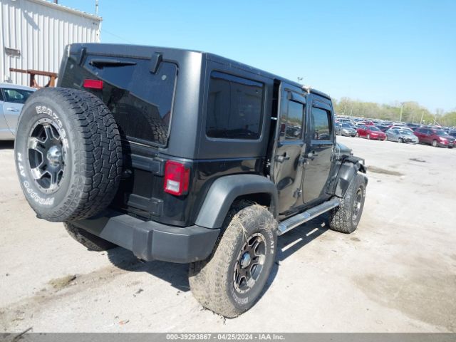 Photo 3 VIN: 1C4BJWDG3FL758938 - JEEP WRANGLER UNLIMITED 