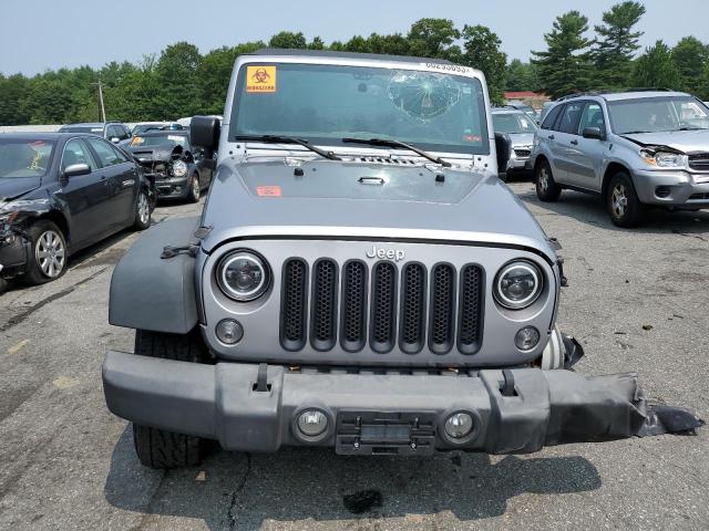 Photo 4 VIN: 1C4BJWDG3GL324214 - JEEP WRANGLER 