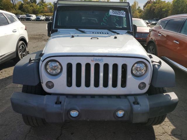 Photo 4 VIN: 1C4BJWDG3HL678249 - JEEP WRANGLER U 