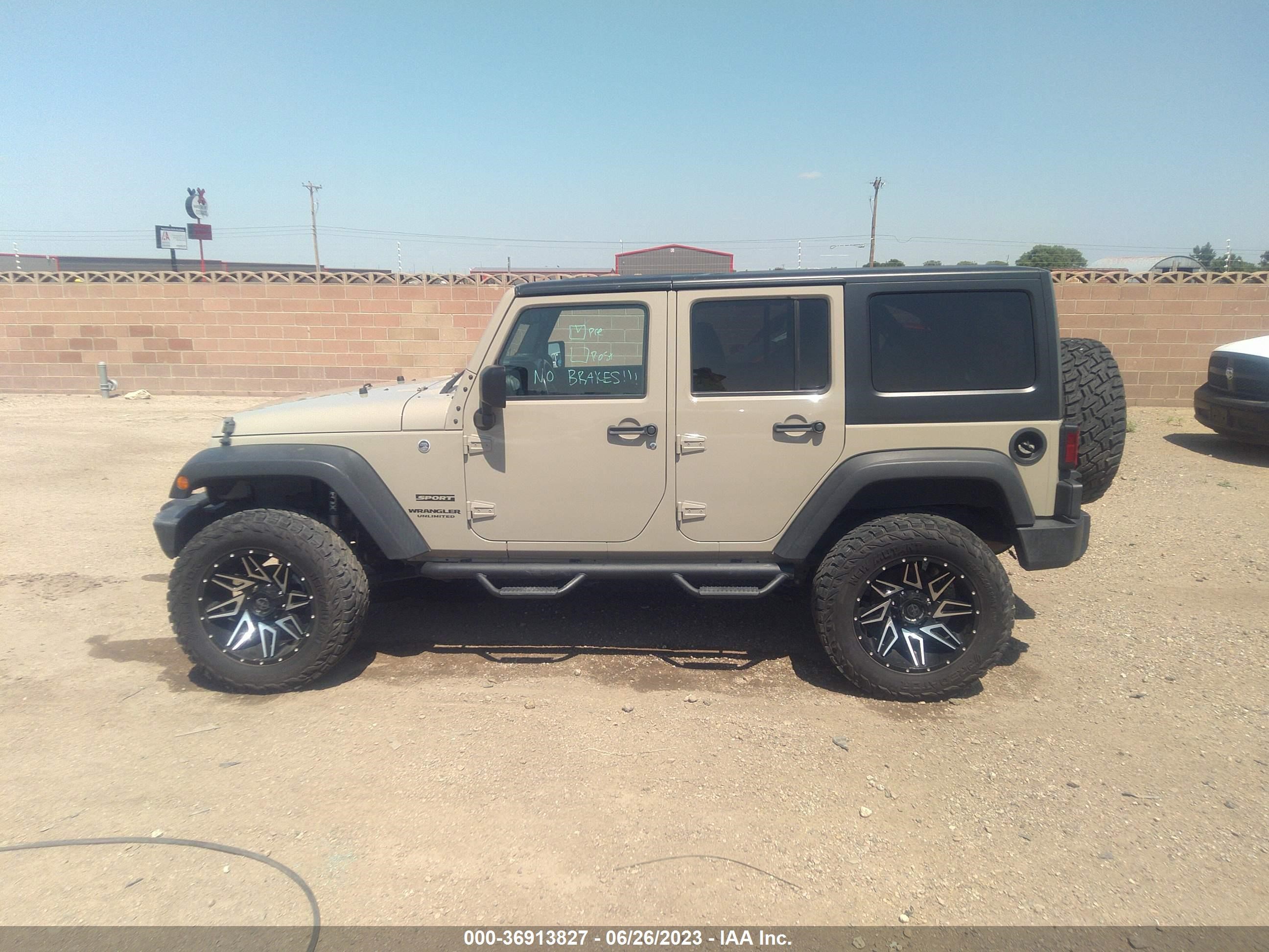 Photo 13 VIN: 1C4BJWDG3HL700377 - JEEP WRANGLER 