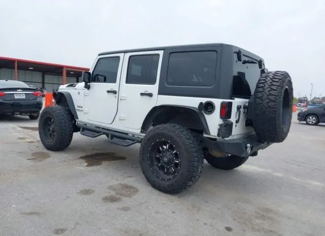 Photo 2 VIN: 1C4BJWDG3HL704672 - JEEP WRANGLER UNLIMITED 