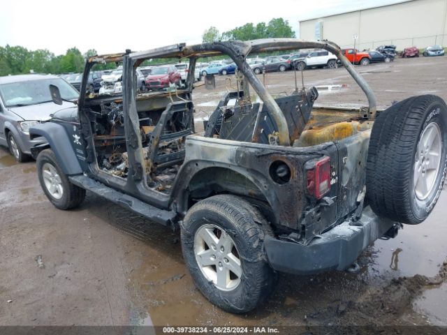 Photo 2 VIN: 1C4BJWDG3HL718958 - JEEP WRANGLER 