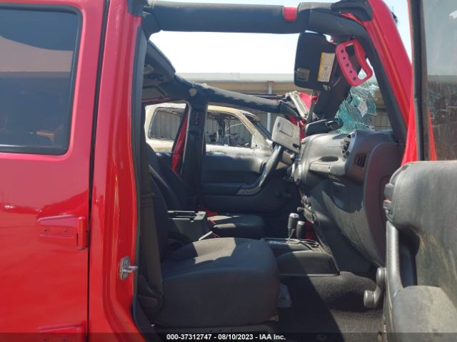 Photo 4 VIN: 1C4BJWDG3HL720256 - JEEP WRANGLER UNLIMITED 