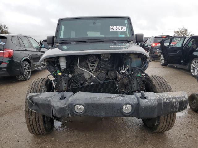 Photo 4 VIN: 1C4BJWDG3JL815194 - JEEP WRANGLER 