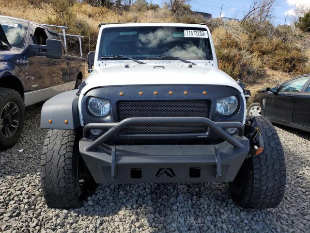 Photo 4 VIN: 1C4BJWDG3JL868204 - JEEP WRANGLER 