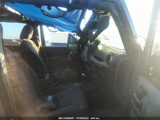 Photo 4 VIN: 1C4BJWDG3JL872267 - JEEP WRANGLER JK UNLIMITED 