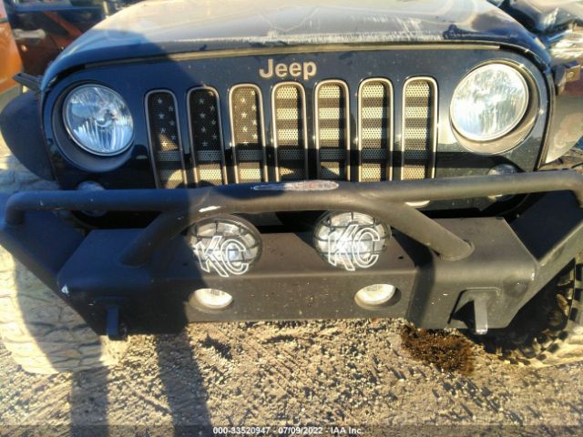 Photo 5 VIN: 1C4BJWDG3JL872267 - JEEP WRANGLER JK UNLIMITED 