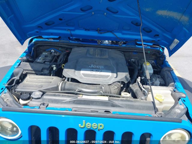 Photo 9 VIN: 1C4BJWDG4CL120189 - JEEP WRANGLER UNLIMITED 