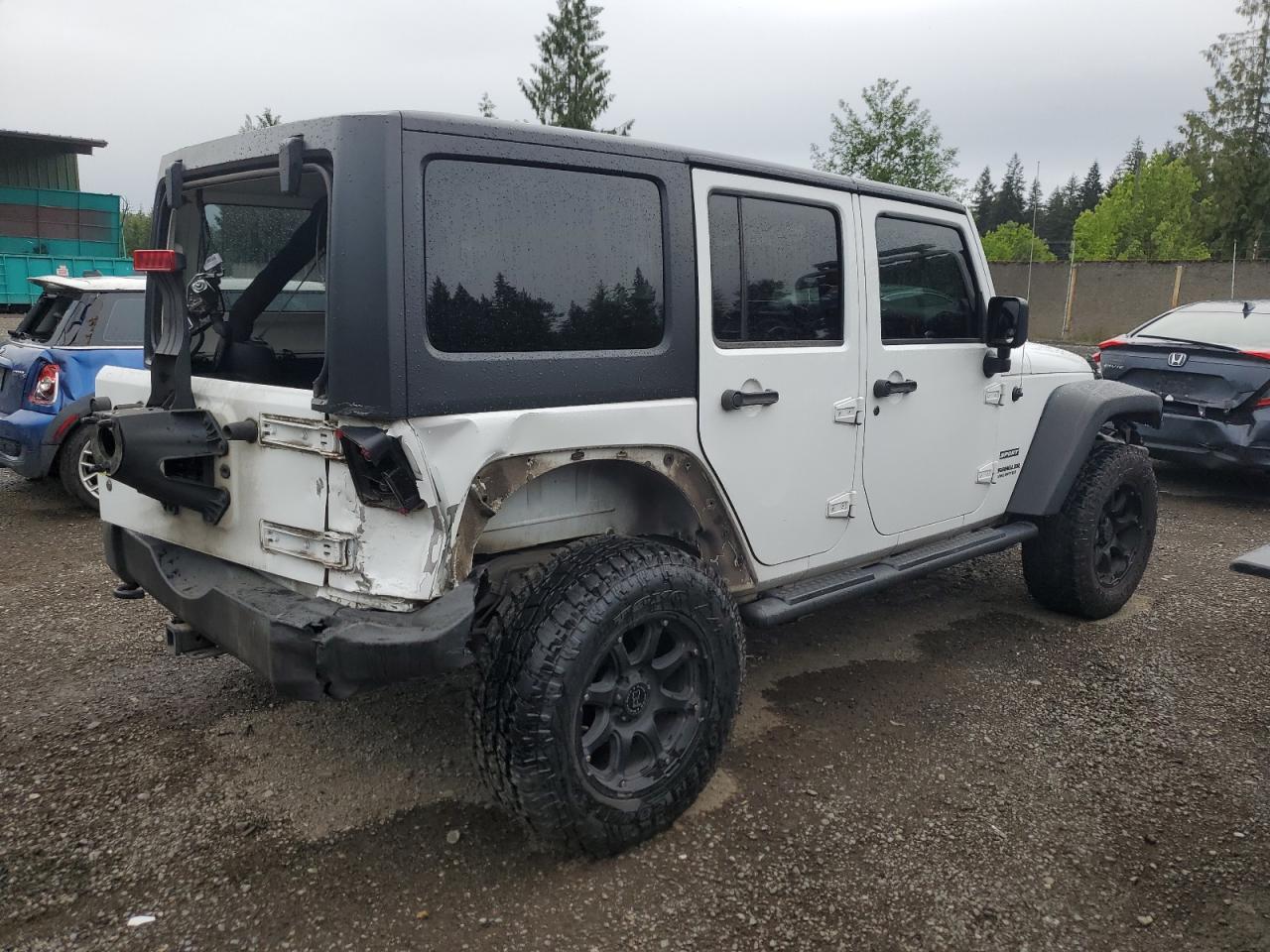 Photo 2 VIN: 1C4BJWDG4DL502191 - JEEP WRANGLER 