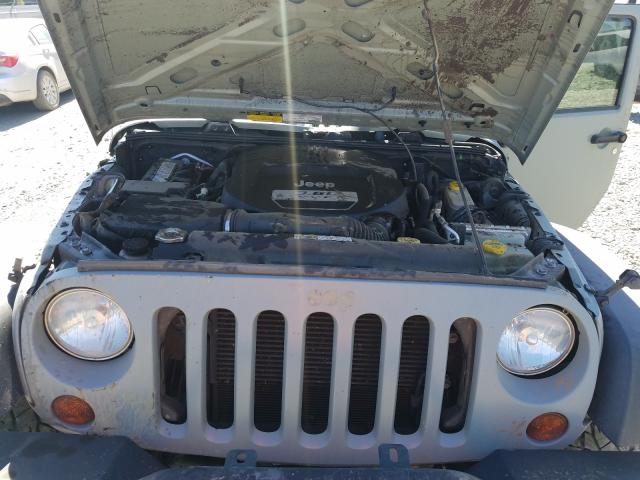 Photo 6 VIN: 1C4BJWDG4DL634416 - JEEP WRANGLER U 