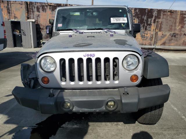 Photo 4 VIN: 1C4BJWDG4DL702410 - JEEP WRANGLER U 