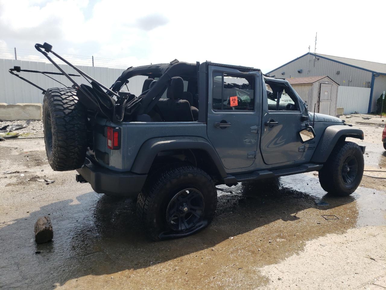 Photo 2 VIN: 1C4BJWDG4EL261167 - JEEP WRANGLER 