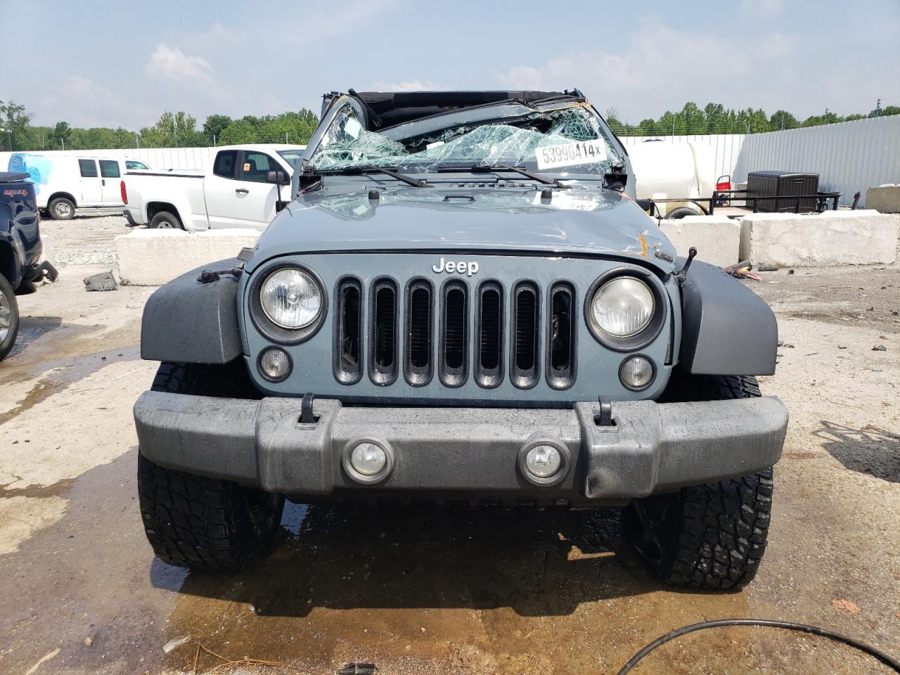 Photo 4 VIN: 1C4BJWDG4EL261167 - JEEP WRANGLER 