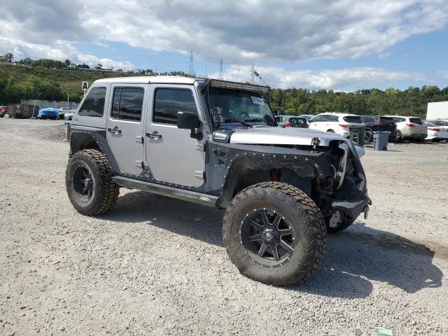 Photo 3 VIN: 1C4BJWDG4EL305975 - JEEP WRANGLER U 