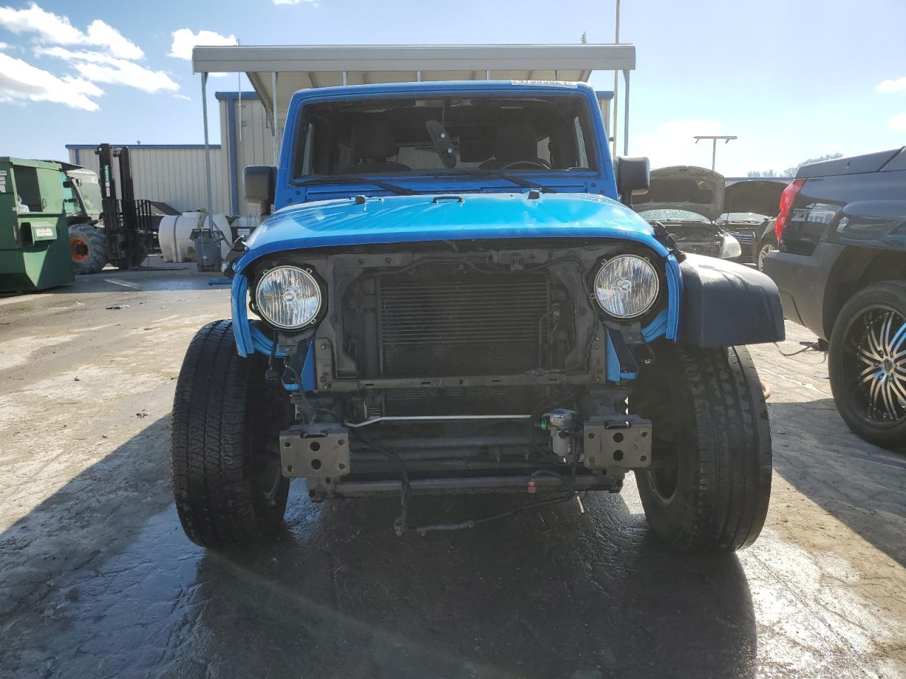 Photo 4 VIN: 1C4BJWDG4FL544685 - JEEP WRANGLER 