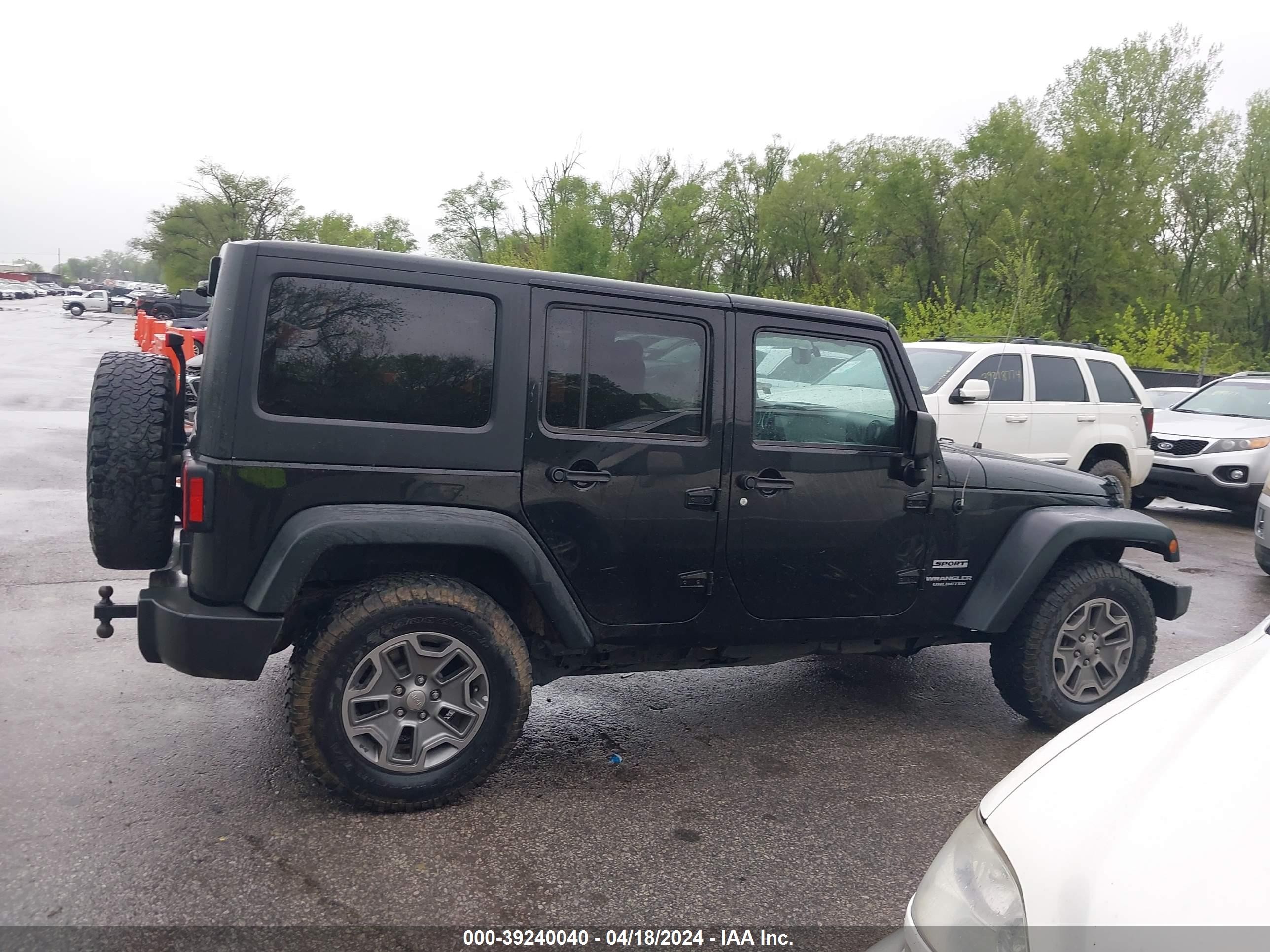 Photo 11 VIN: 1C4BJWDG4FL716522 - JEEP WRANGLER 