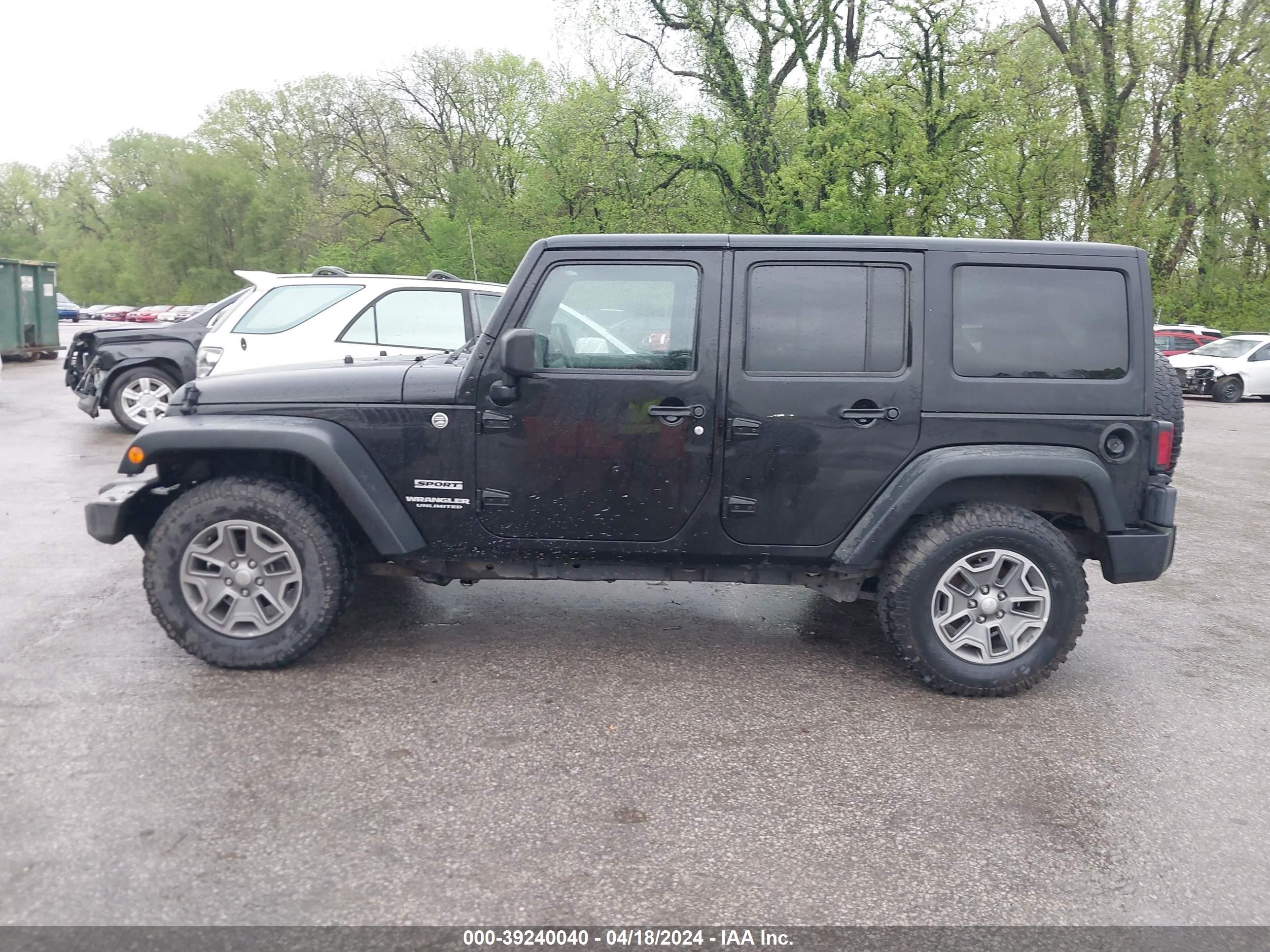 Photo 12 VIN: 1C4BJWDG4FL716522 - JEEP WRANGLER 