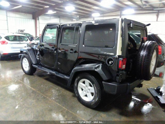 Photo 2 VIN: 1C4BJWDG4HL562445 - JEEP WRANGLER UNLIMITED 