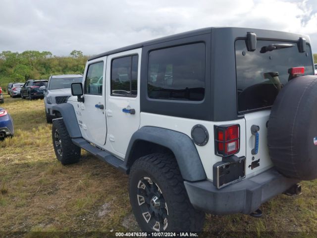 Photo 2 VIN: 1C4BJWDG4HL576202 - JEEP WRANGLER 