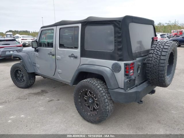 Photo 2 VIN: 1C4BJWDG4HL636138 - JEEP WRANGLER 