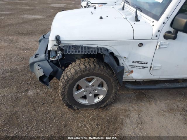 Photo 5 VIN: 1C4BJWDG4JL838841 - JEEP WRANGLER JK UNLIMITED 