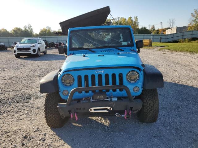 Photo 4 VIN: 1C4BJWDG4JL884122 - JEEP WRANGLER 