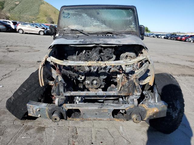 Photo 4 VIN: 1C4BJWDG4JL886839 - JEEP WRANGLER 