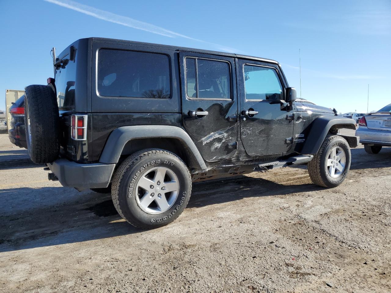 Photo 2 VIN: 1C4BJWDG5DL514480 - JEEP WRANGLER 