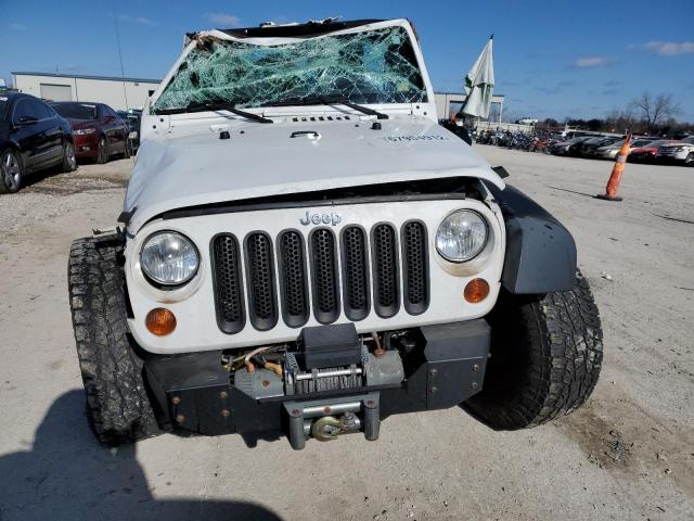 Photo 4 VIN: 1C4BJWDG5DL552856 - JEEP WRANGLER U 