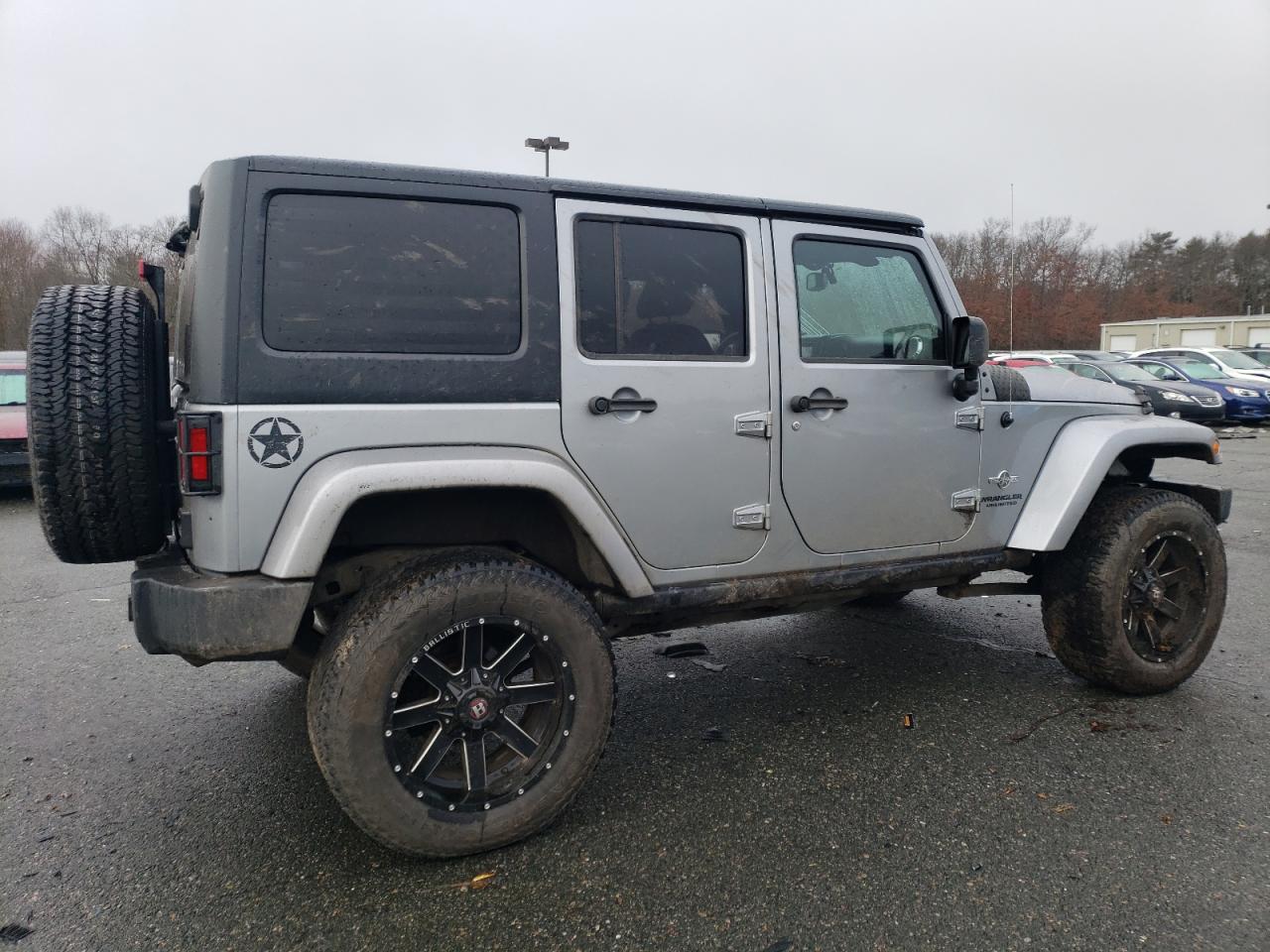 Photo 2 VIN: 1C4BJWDG5DL580852 - JEEP WRANGLER 