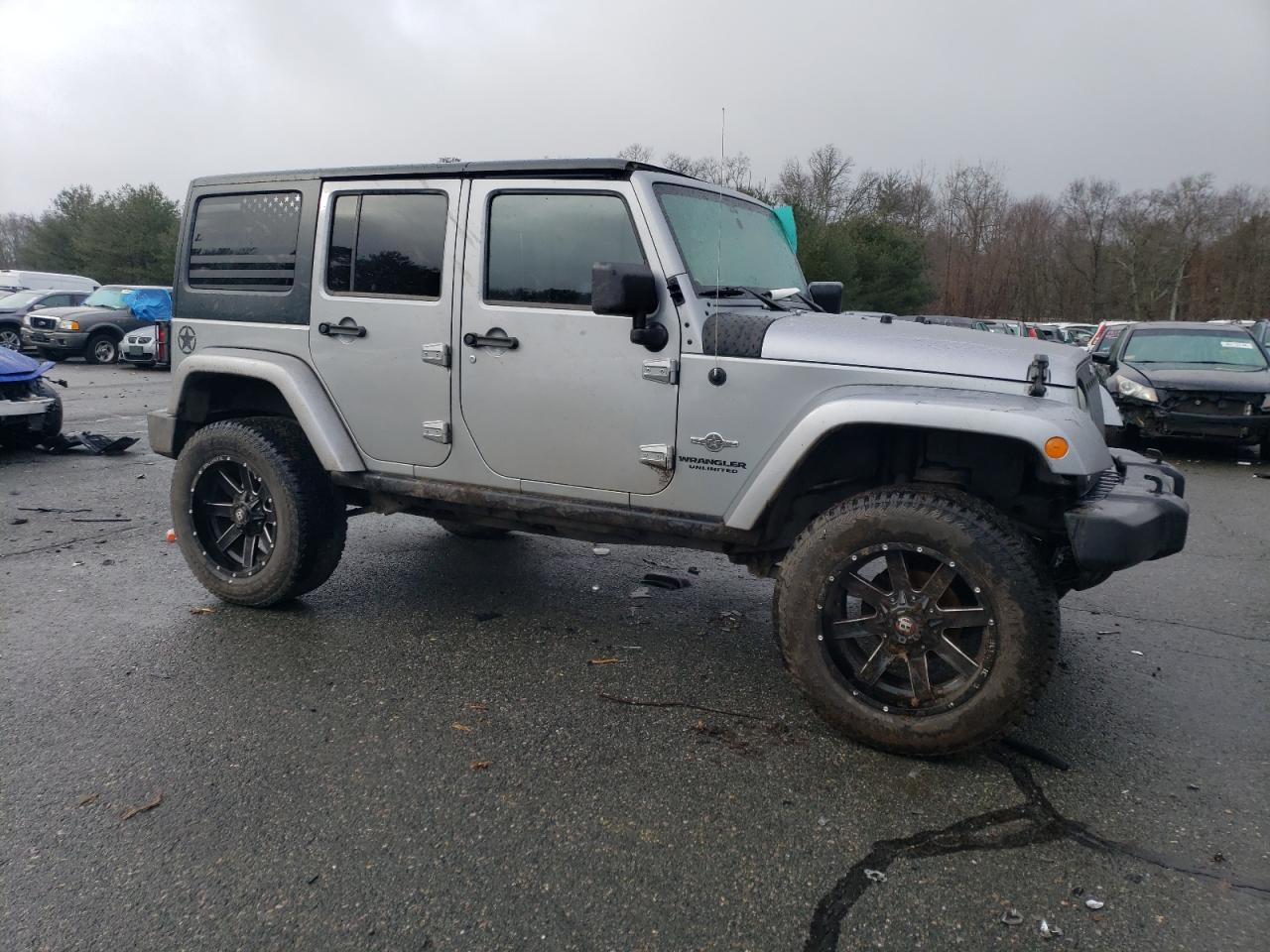 Photo 3 VIN: 1C4BJWDG5DL580852 - JEEP WRANGLER 