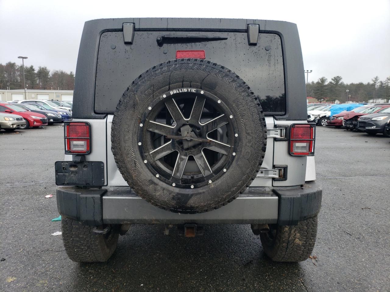 Photo 5 VIN: 1C4BJWDG5DL580852 - JEEP WRANGLER 