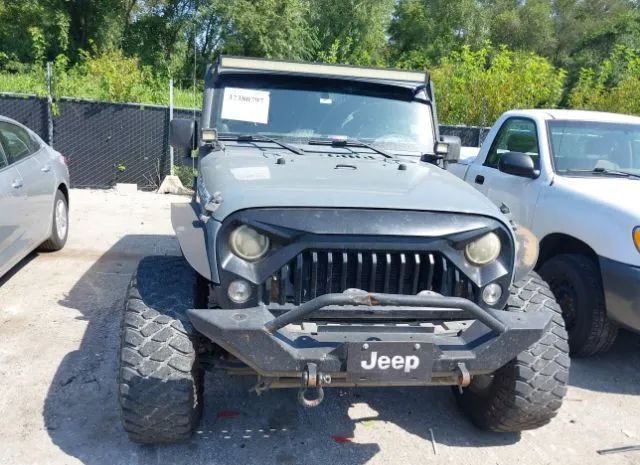 Photo 5 VIN: 1C4BJWDG5EL104893 - JEEP WRANGLER UNLIMITED 