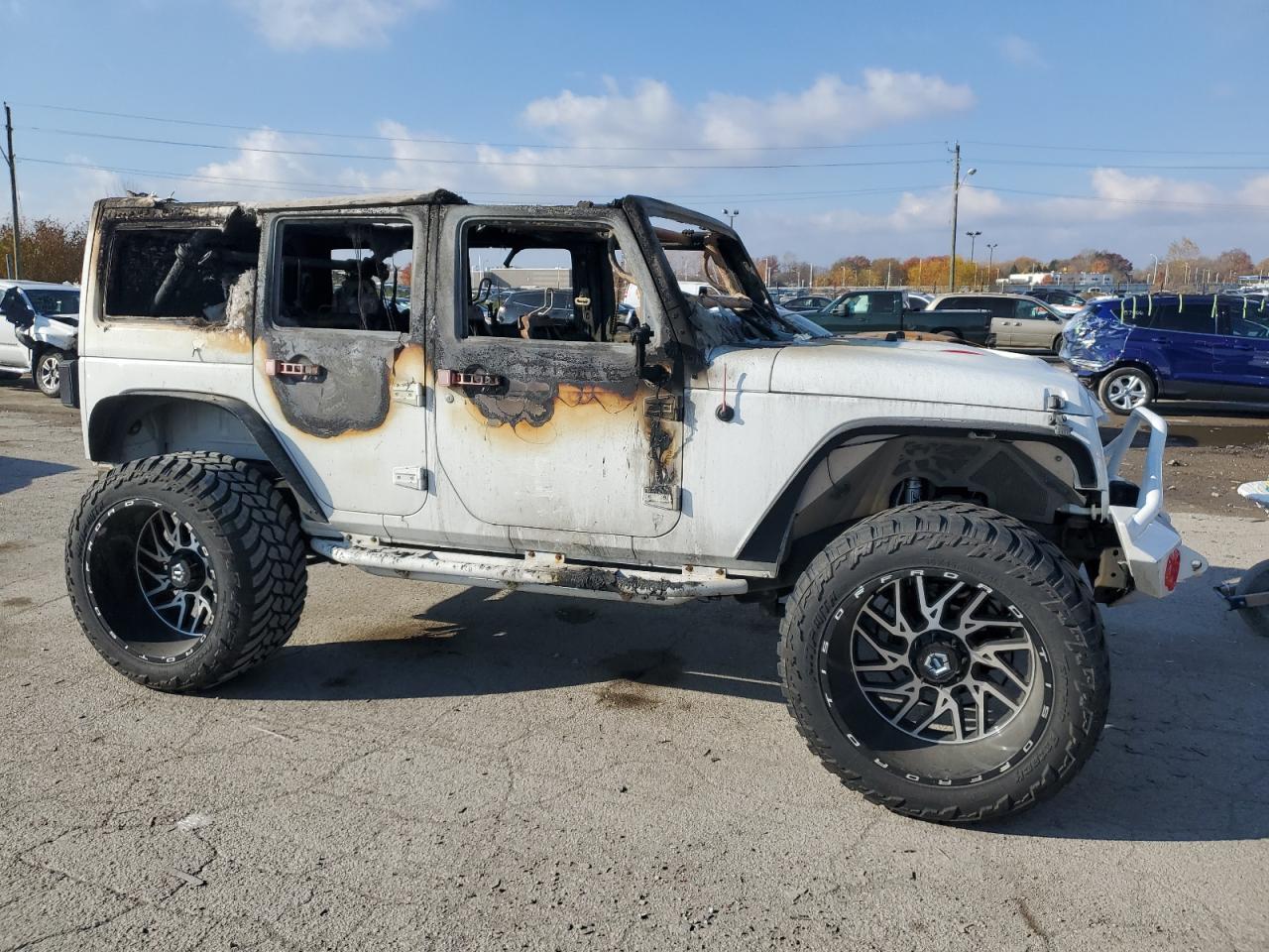 Photo 3 VIN: 1C4BJWDG5EL239520 - JEEP WRANGLER 