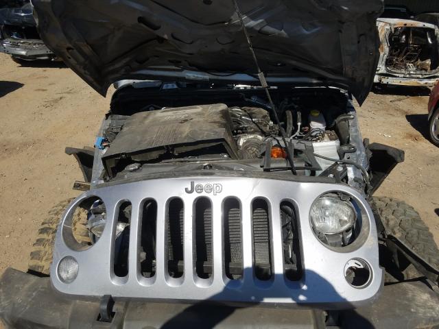 Photo 6 VIN: 1C4BJWDG5HL633975 - JEEP WRANGLER U 