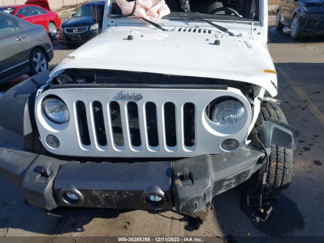 Photo 5 VIN: 1C4BJWDG5HL665115 - JEEP WRANGLER UNLIMITED 