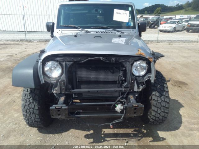 Photo 5 VIN: 1C4BJWDG5JL842672 - JEEP WRANGLER JK UNLIMITED 