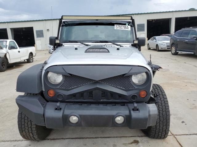 Photo 4 VIN: 1C4BJWDG6CL245940 - JEEP WRANGLER 