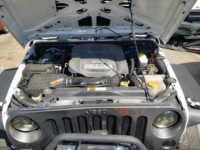 Photo 6 VIN: 1C4BJWDG6CL289940 - JEEP WRANGLER U 