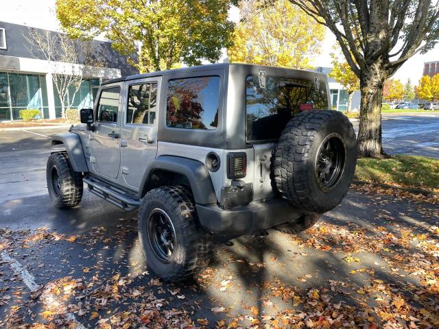 Photo 2 VIN: 1C4BJWDG6DL582092 - JEEP WRANGLER U 