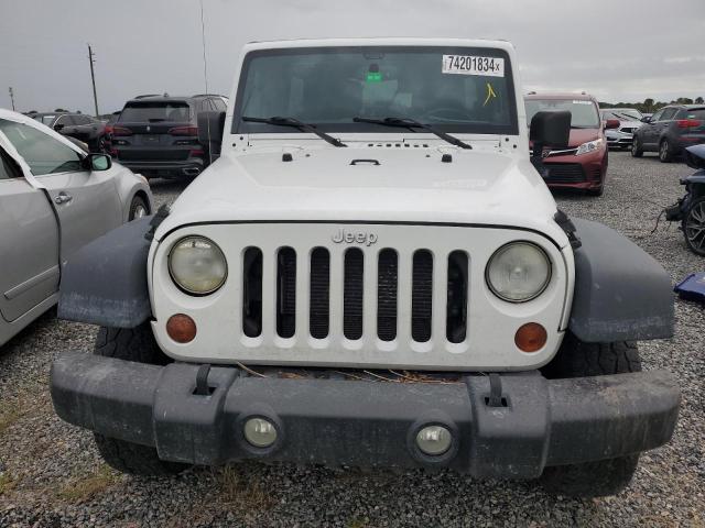 Photo 4 VIN: 1C4BJWDG6DL700190 - JEEP WRANGLER U 