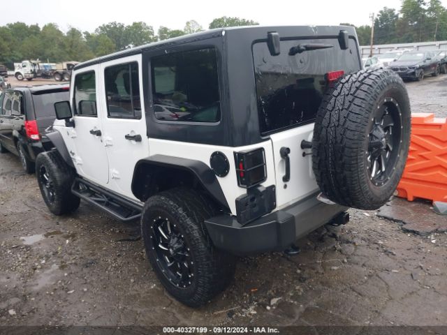 Photo 2 VIN: 1C4BJWDG6FL563500 - JEEP WRANGLER 