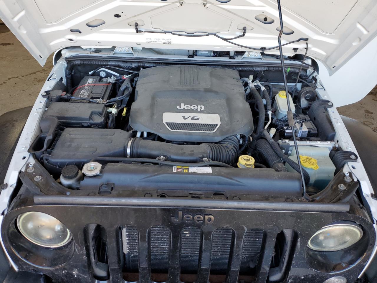 Photo 11 VIN: 1C4BJWDG6FL660860 - JEEP WRANGLER 