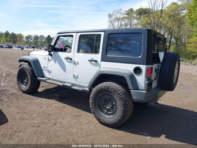 Photo 2 VIN: 1C4BJWDG6FL663676 - JEEP WRANGLER UNLIMITED 