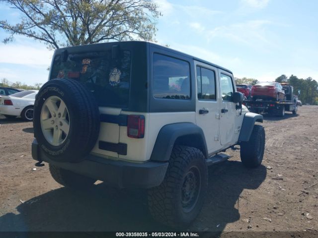 Photo 3 VIN: 1C4BJWDG6FL663676 - JEEP WRANGLER UNLIMITED 