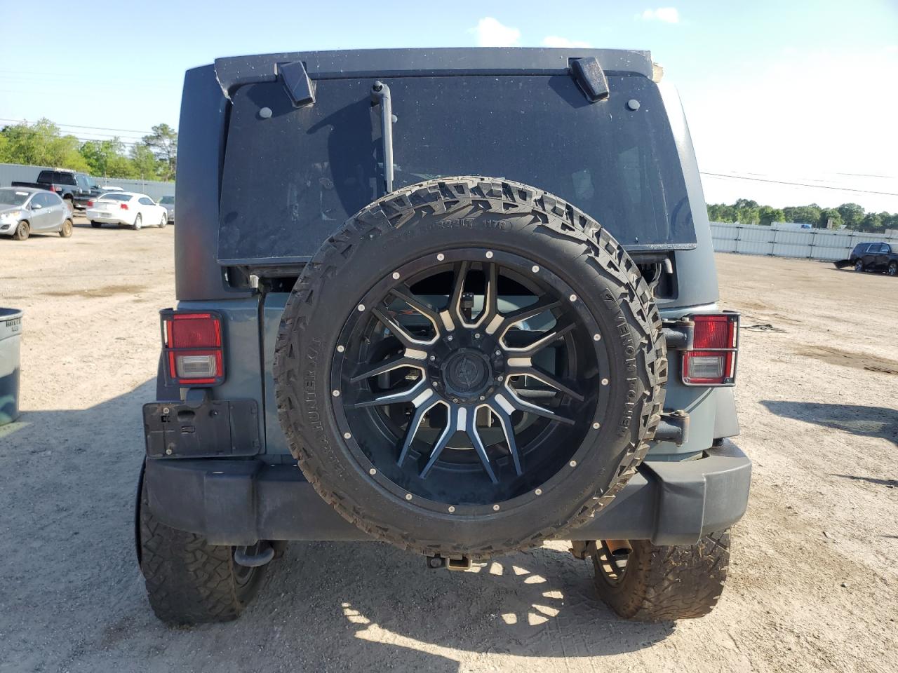 Photo 5 VIN: 1C4BJWDG6FL692675 - JEEP WRANGLER 