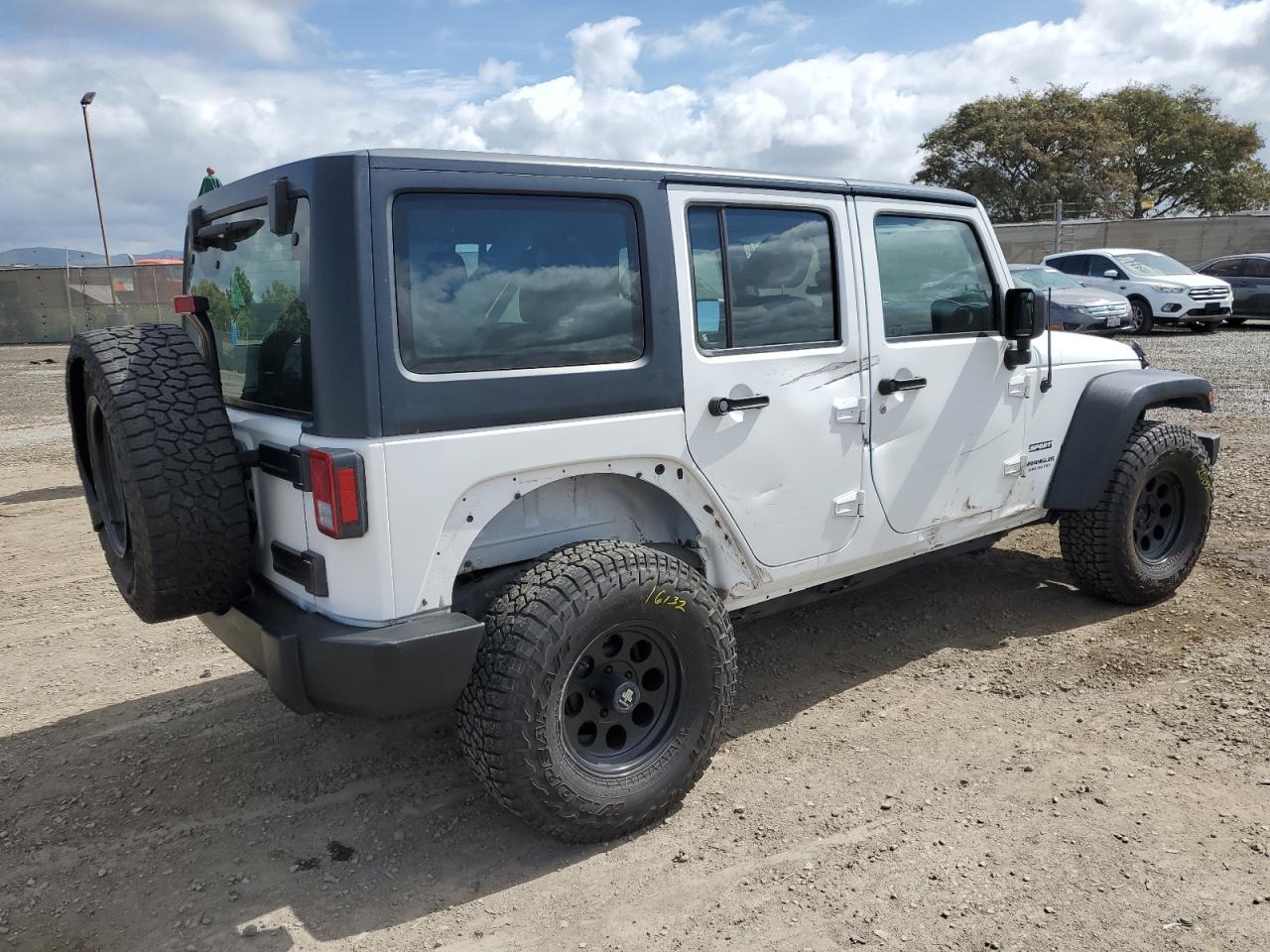 Photo 2 VIN: 1C4BJWDG6FL710169 - JEEP WRANGLER 