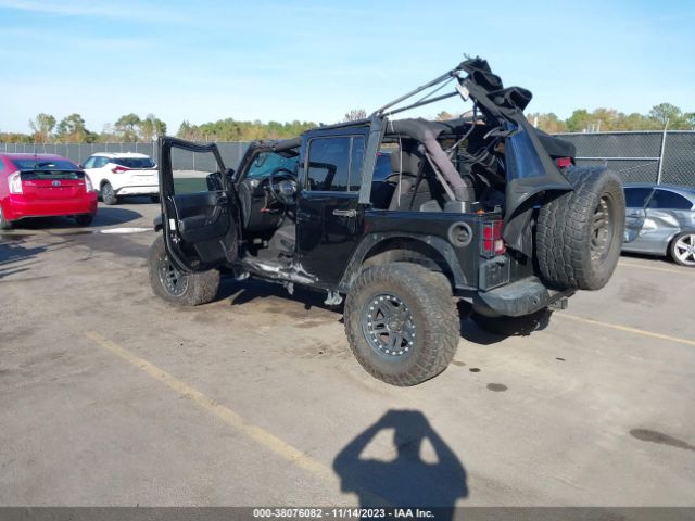 Photo 2 VIN: 1C4BJWDG6GL133628 - JEEP WRANGLER UNLIMITED 