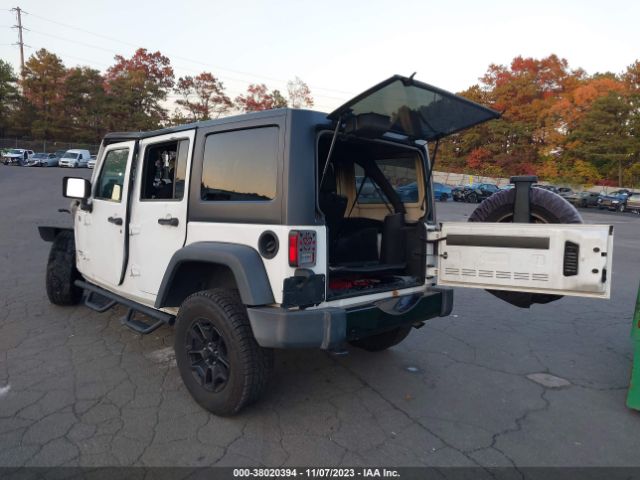 Photo 2 VIN: 1C4BJWDG6HL539927 - JEEP WRANGLER UNLIMITED 