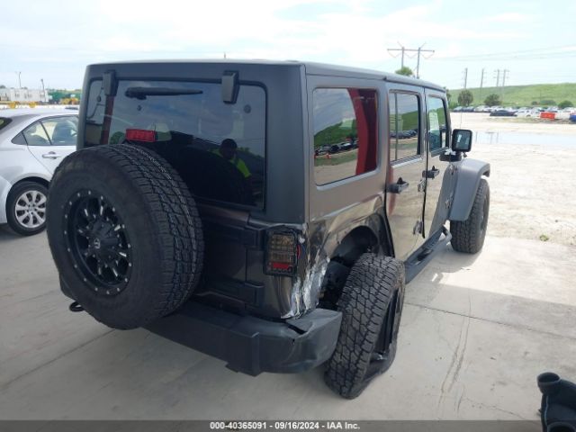 Photo 3 VIN: 1C4BJWDG6HL678312 - JEEP WRANGLER 